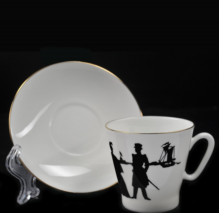 Чашка с блюдцем кофейная "Прогулка", форма Черный кофе